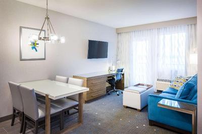 Best Western Premier Hotel at Fisher’s Landing