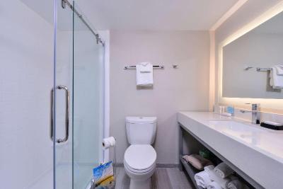 Cabana Shores Inn, BW Premier Collection