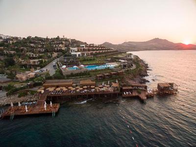 Red Rock Hotel & Suites by Selvese