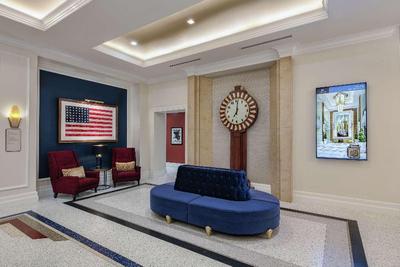 Higgins Hotel, Curio By Hilton