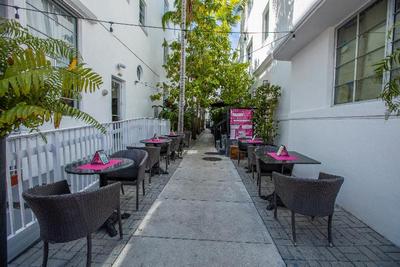 Posh Hostel South Beach