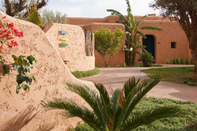 Oasis Lodges