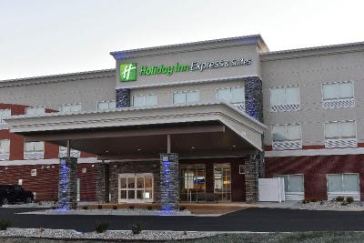 Holiday Inn Express & Suites Madisonville