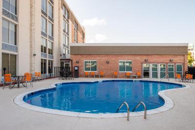 Holiday Inn Express & Suites Shreveport - Downtown