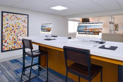 Holiday Inn Express & Suites Shreveport - Downtown