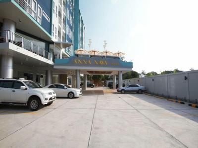 Anna-Nava Pakkret Hotel