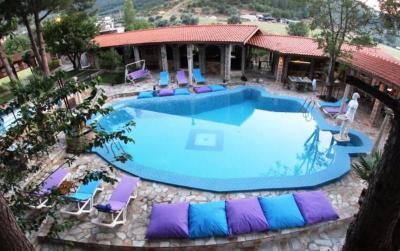 Atillas Getaway Holiday Resort