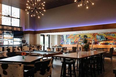 Revel Hotel Des Moines Urbandale, Tapestry Collect