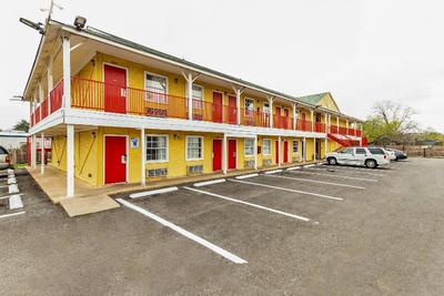 OYO Hotel San Antonio Lackland Near Seaworld