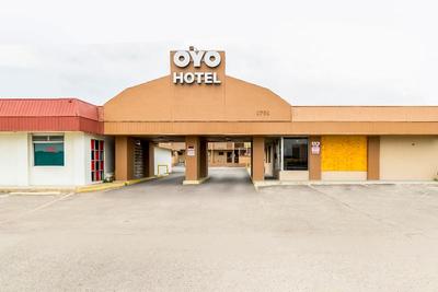 Oyo Hotel San Antonio Lackland AFB Seaworld Hwy90W