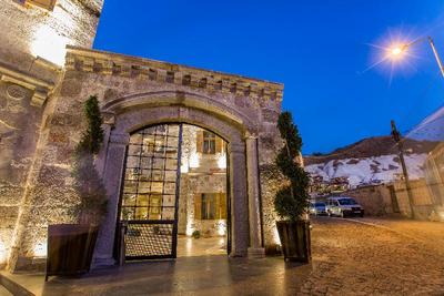 Imperial Cave Suites Hotel & Spa