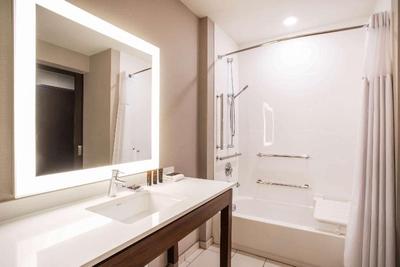 Wingate by Wyndham Denver Airport