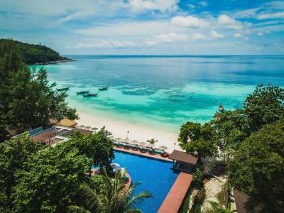 Akira Lipe Resort