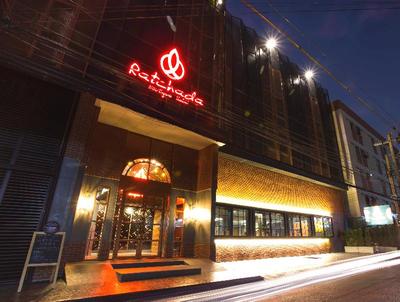 Ratchada Boutique