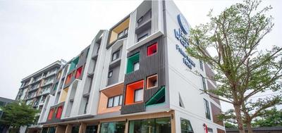 Prime Square Hotel