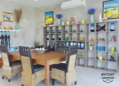 White Knot Khao Yai