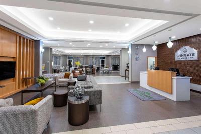 Hawthorn Suites By Wyndham Loveland
