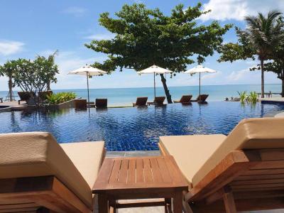 Khanom Beach Resort and Spa
