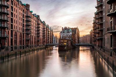 Super 8 by Wyndham Hamburg Mitte
