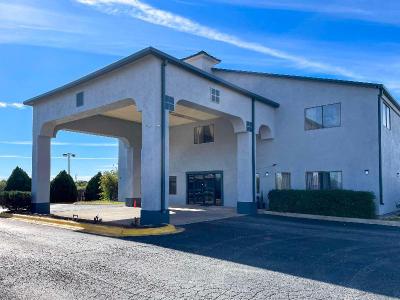Country Hearth Inn Suites Sweetwater