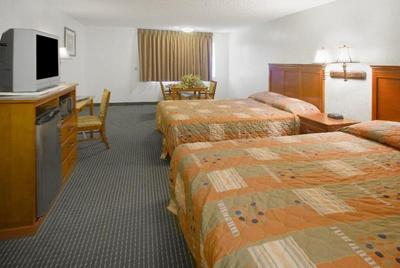 Americas Best Value Inn & Suites-East Bakersfield