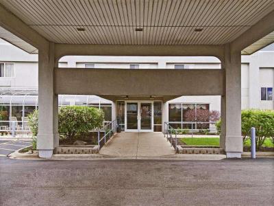 Americas Best Value Inn Suites Waukegan Gurnee