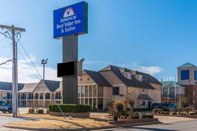 Econo Lodge Inn & Suites Oklahoma City