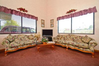 Days Inn by Wyndham Ozark Springfield