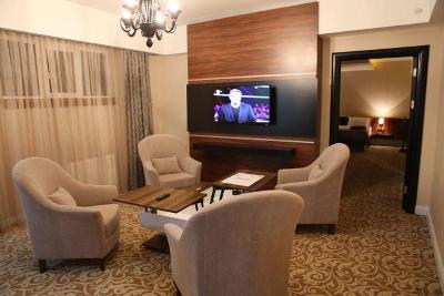 Madame Tadia Otel