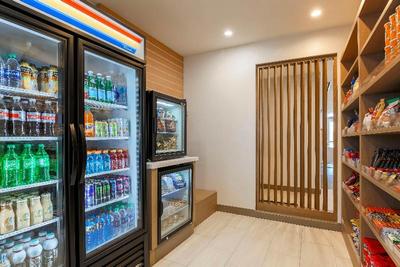 Holiday Inn Expr & Suites Chicago O'Hare Airport