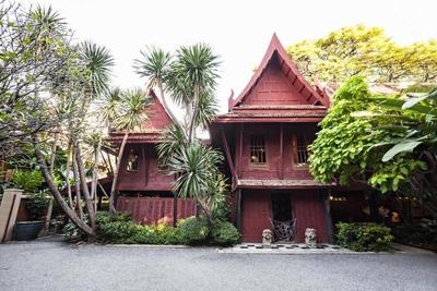Lost Inn Bkk