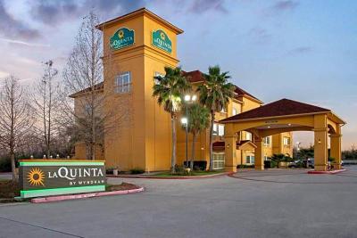 La Quinta Inn & Suites Wyndham Pearland-Houston So