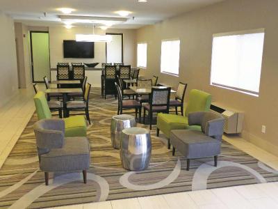La Quinta Inn By Wyndham Lincoln
