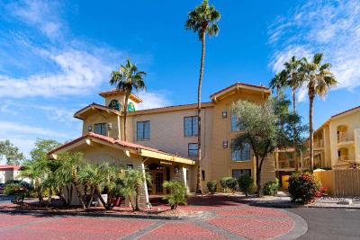 La Quinta Inn Wyndham Phoenix Sky Harbor Airport