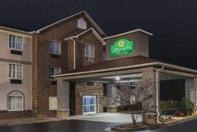 La Quinta Inn Suites By Wyndham Rome