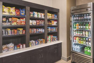 La Quinta Inn Suites By Wyndham Mcdonough