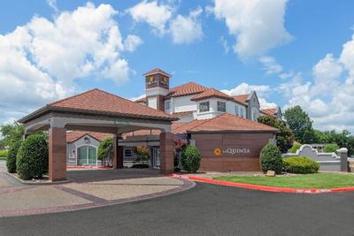La Quinta Inn Suites By Wyndham Sherman