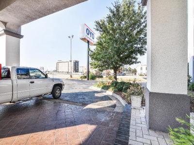 Townhouse Oklahoma City Airport