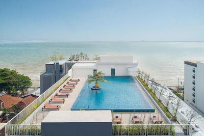 Rodina Beach Hotel