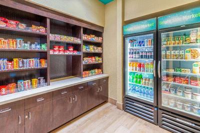 La Quinta Inn Suites By Wyndham Carlsbad