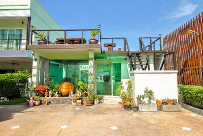 OYO 242 Baan Noppadol Hua Hin Resort