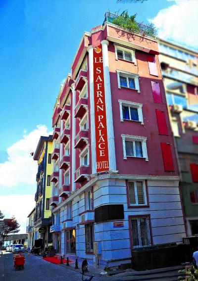 Le Safran Palace