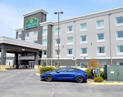 La Quinta Inn Suites By Wyndham Rochester