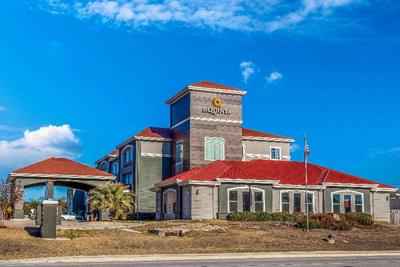La Quinta Inn & Suites by Wyndham Kerrville