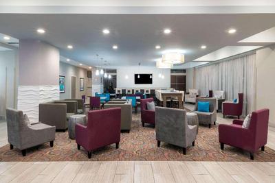 La Quinta Inn & Suites by Wyndham Forsyth