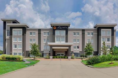 La Quinta Inn & Suites By Wyndham Starkville