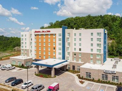 Hampton Inn Suites Nashville North Skyline Center