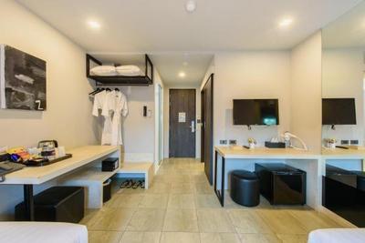 We Terminal Hotel