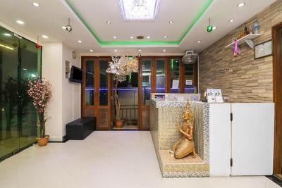 Natural Beach Hotel And Baan Sila