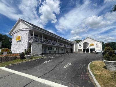 Super 8 by Wyndham Albany